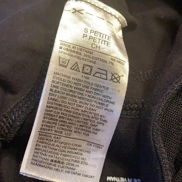 GAP Fit black leggings size small petite - Picture 6 of 6